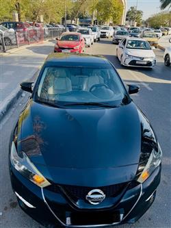 نيسان ماكسيما